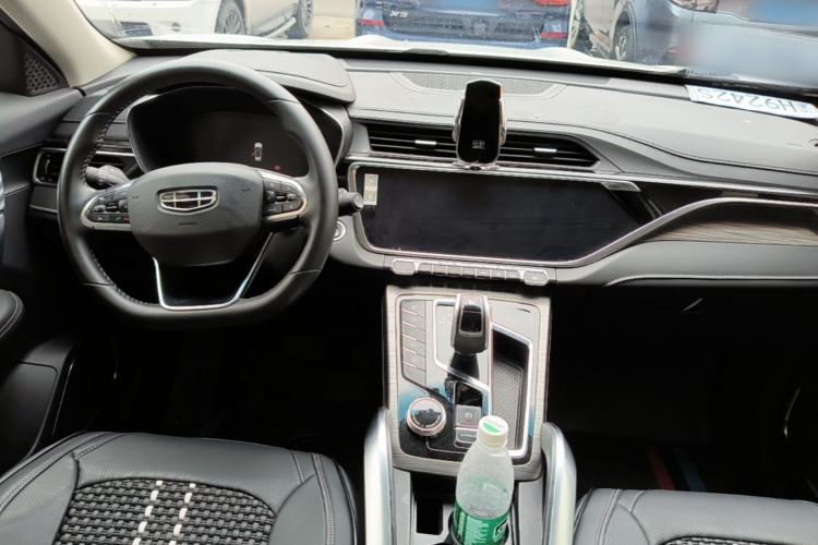Used Geely Auto Emgrand X7 Sport 2020 1.8TD DCT Smart PRO Center Console