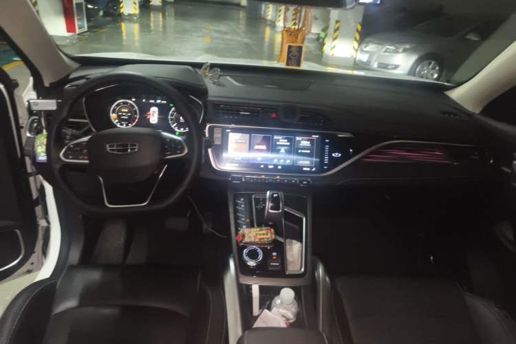 Used Geely Auto Emgrand X7 Sport 2020 1.8TD DCT ZhiZun PRO Center Console