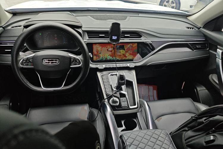 Used Geely Auto Emgrand X7 Sport 2020 1.8TD DCT Smart PRO Center Console