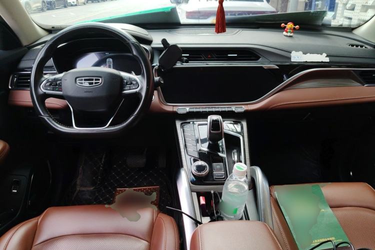 Used Geely Auto Emgrand X7 Sport 2020 1.8TD DCT Zhi Ling PRO Center Console