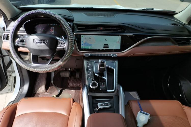 Used Geely Auto Emgrand X7 Sport 2020 1.8TD DCT Zhi Ling PRO Center Console