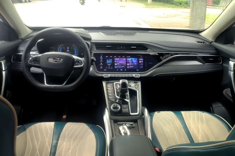 Used Geely Auto Emgrand X7 Sport 2020 1.8TD DCT Smart Connect PRO Center Console
