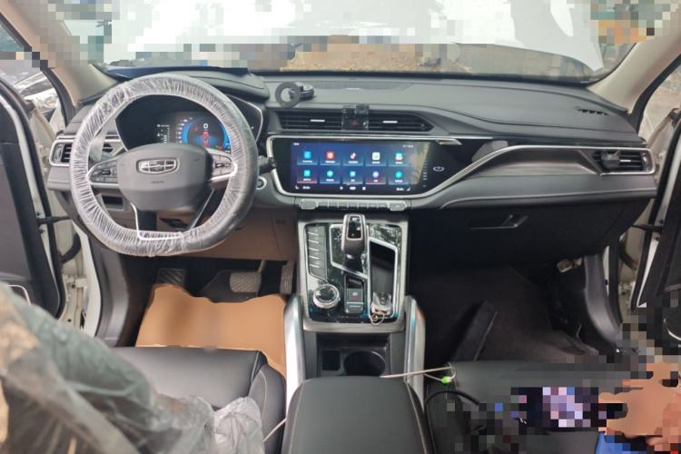 Used Geely Auto Emgrand X7 Sport 2020 1.8TD DCT Smart PRO Center Console