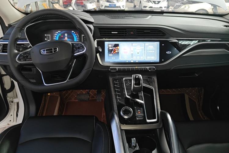 Used Geely Auto Emgrand X7 Sport 2020 1.8TD DCT Smart Connect PRO Center Console