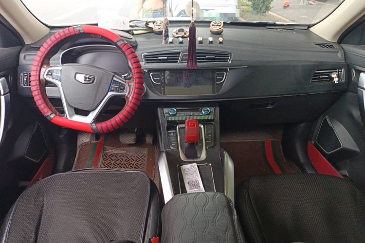 Used Geely Auto Emgrand X7 Sport 2020 1.8TD DCT Two-Wheel Drive Smart Connect 4G-Enabled Version Center Console