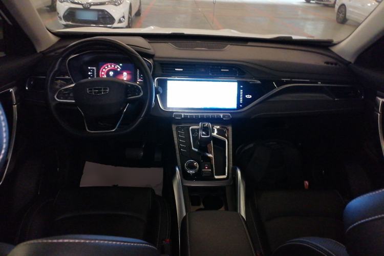 Used Geely Auto Emgrand X7 Sport 2020 1.8TD DCT Smart Connect PRO Center Console
