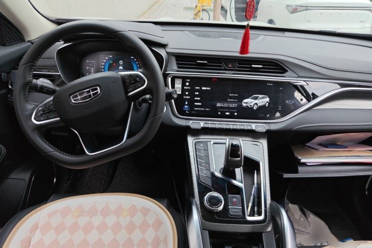 Used Geely Auto Emgrand X7 Sport 2020 1.8TD DCT Smart PRO Center Console