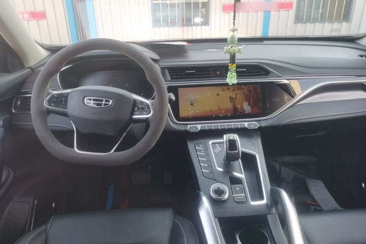 Used Geely Auto Emgrand X7 Sport 2020 1.8TD DCT Smart Connect PRO Center Console