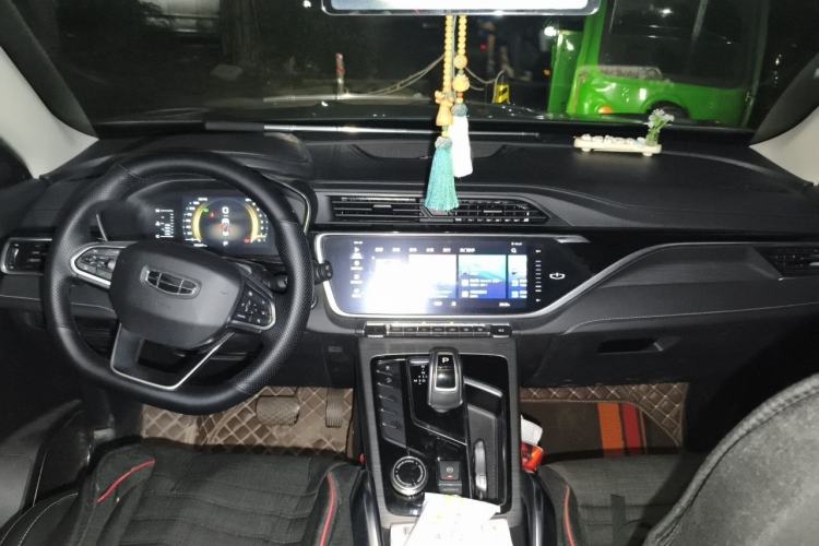 Used Geely Auto Emgrand X7 Sport 2020 1.8TD DCT Smart Connect PRO Center Console