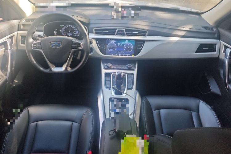 Used Geely Auto Emgrand X7 Sport 2020 1.8TD DCT Two-Wheel Drive Smart Connect 4G-Enabled Version Center Console