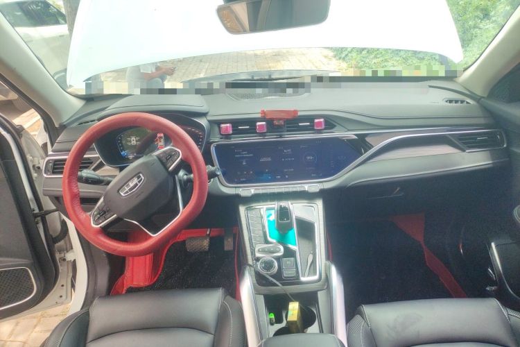 Used Geely Auto Emgrand X7 Sport 2020 1.8TD DCT Smart PRO Center Console