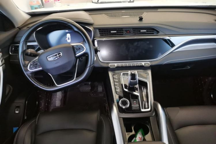 Used Geely Auto Emgrand X7 Sport 2020 1.8TD DCT ZhiZun PRO Center Console
