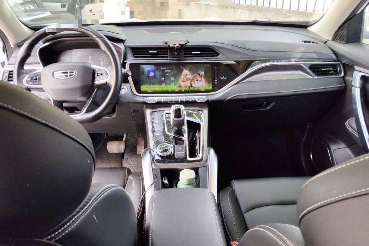 Used Geely Auto Emgrand X7 Sport 2020 1.8TD DCT Smart Connect PRO Center Console