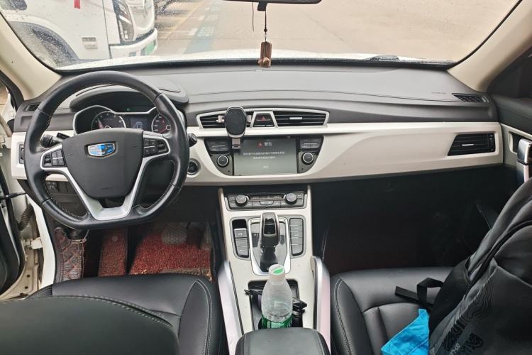 Used Geely Auto Emgrand X7 Sport 2020 1.8TD DCT Two-Wheel Drive Zhiya Model Center Console