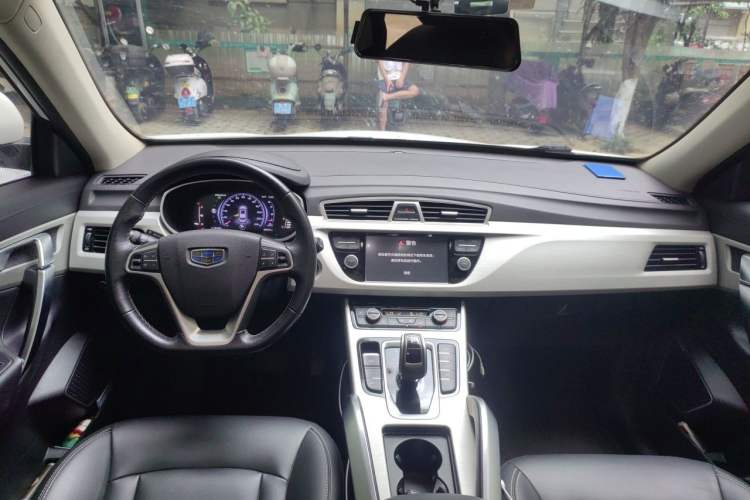 Used Geely Auto Emgrand X7 Sport 2020 1.8TD DCT Two-Wheel Drive Smart Connect 4G-Enabled Version Center Console