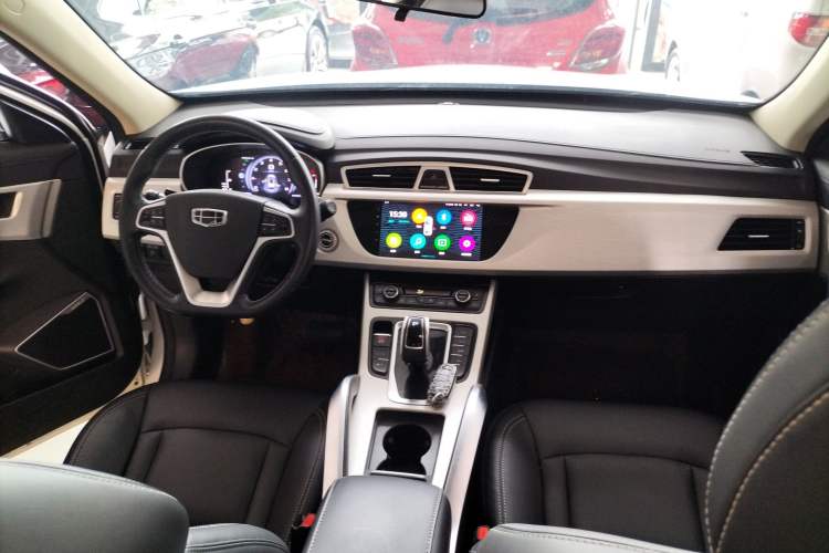 Used Geely Auto Emgrand X7 Sport 2020 1.8TD DCT Two-Wheel Drive Smart Connect 4G-Enabled Version Center Console