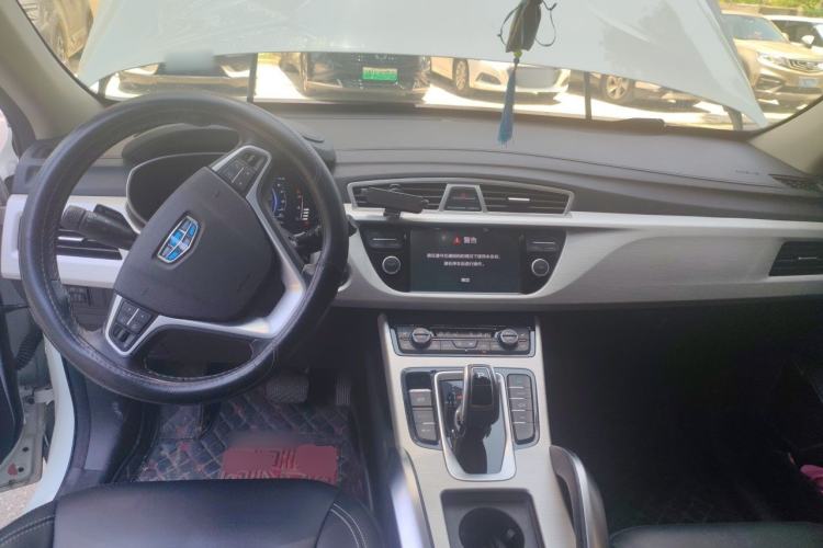 Used Geely Auto Emgrand X7 Sport 2020 1.8TD DCT Two-Wheel Drive Smart Connect 4G-Enabled Version Center Console