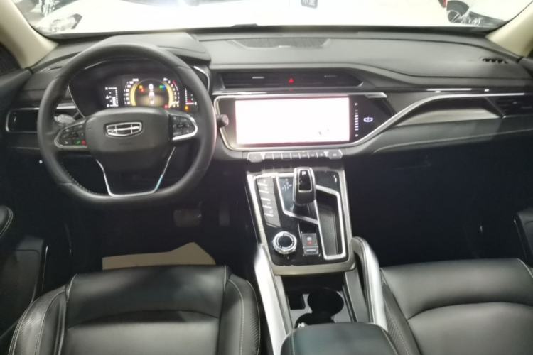 Used Geely Auto Emgrand X7 Sport 2020 1.5TD Automatic Smart Connect PRO Center Console