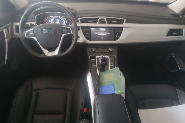 Used Geely Auto Emgrand X7 Sport 2020 1.8TD DCT Two-Wheel Drive Smart Connect 4G-Enabled Version Center Console