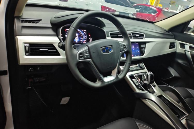 Used Geely Auto Emgrand X7 Sport 2020 1.8TD DCT Two-Wheel Drive Smart Connect 4G-Enabled Version Center Console