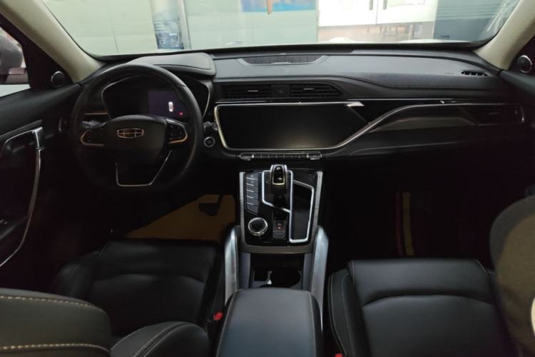 Used Geely Auto Emgrand X7 Sport 2020 1.8TD DCT Smart Connect PRO Center Console