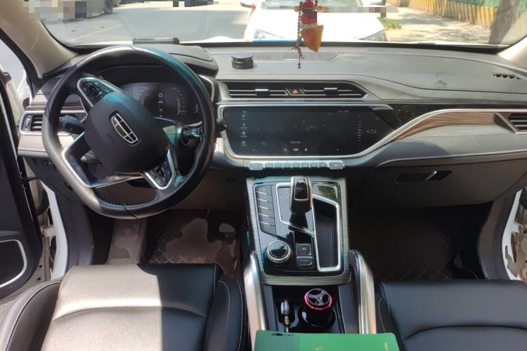 Used Geely Auto Emgrand X7 Sport 2020 1.8TD DCT Smart Connect PRO Center Console