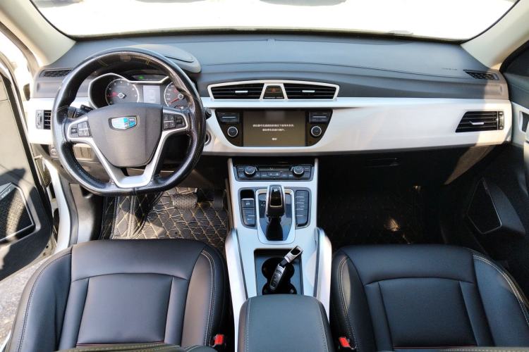 Used Geely Auto Emgrand X7 Sport 2020 1.8TD DCT Two-Wheel Drive Zhiya Model Center Console