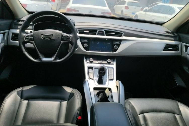 Used Geely Auto Emgrand X7 Sport 2020 1.8TD DCT Two-Wheel Drive Smart Connect 4G-Enabled Version Center Console