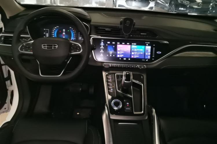 Used Geely Auto Emgrand X7 Sport 2020 1.8TD DCT Smart PRO Center Console