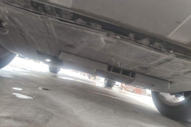 Used Geely Auto Emgrand X7 Sport 2020 1.8TD DCT Two-Wheel Drive Smart Connect 4G-Enabled Version Chassis Front