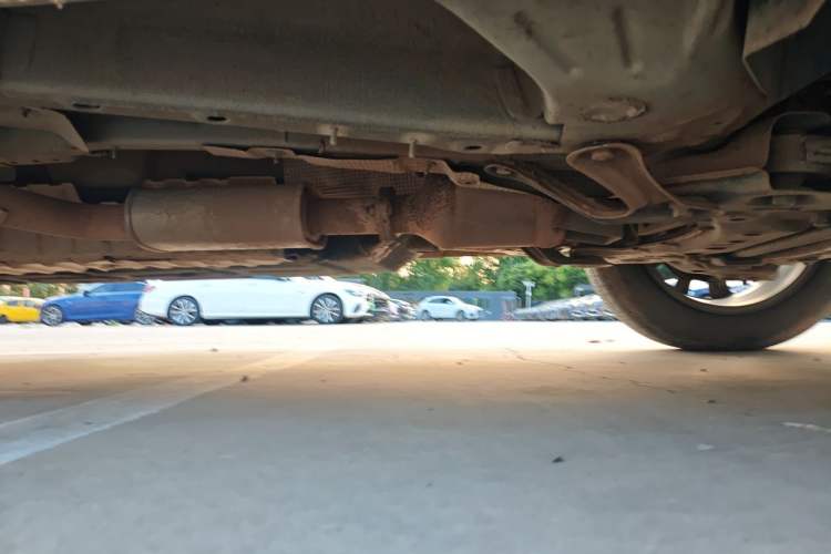 Used Geely Auto Emgrand X7 Sport 2020 1.8TD DCT Two-Wheel Drive Zhiya Model Chassis Front Right