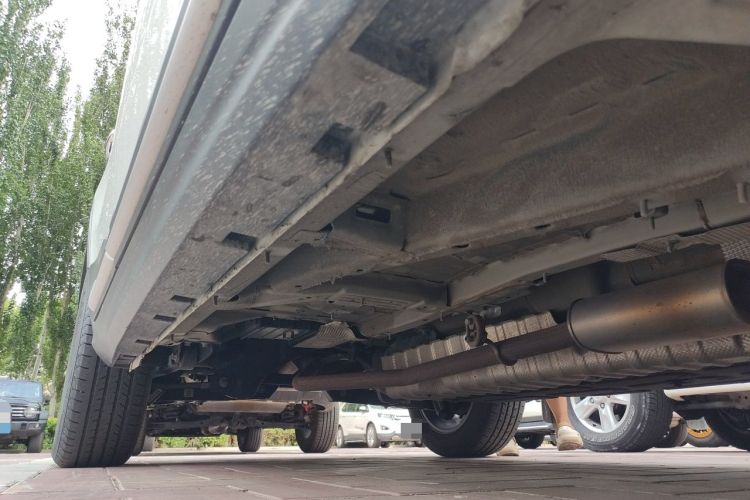 Used Geely Auto Emgrand X7 Sport 2020 1.5TD Automatic Smart Connect PRO Chassis Front Right