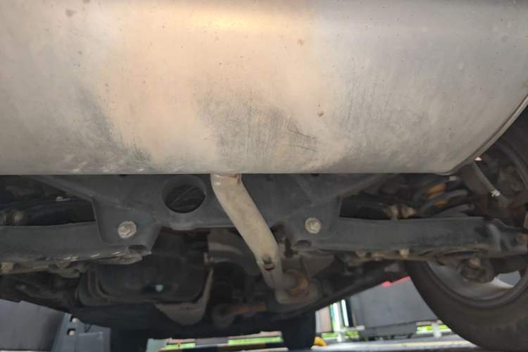 Used Geely Auto Emgrand X7 Sport 2020 1.8TD DCT Two-Wheel Drive Smart Connect 4G-Enabled Version Chassis Rear
