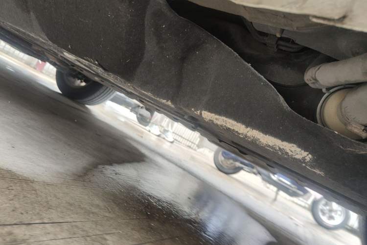 Used Geely Auto Emgrand X7 Sport 2020 1.8TD DCT Two-Wheel Drive Smart Connect 4G-Enabled Version Chassis Rear Left