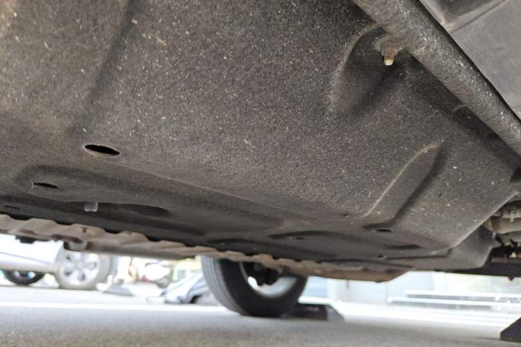 Used Geely Auto Emgrand X7 Sport 2020 1.8TD DCT Two-Wheel Drive Smart Connect 4G-Enabled Version Chassis Rear Left