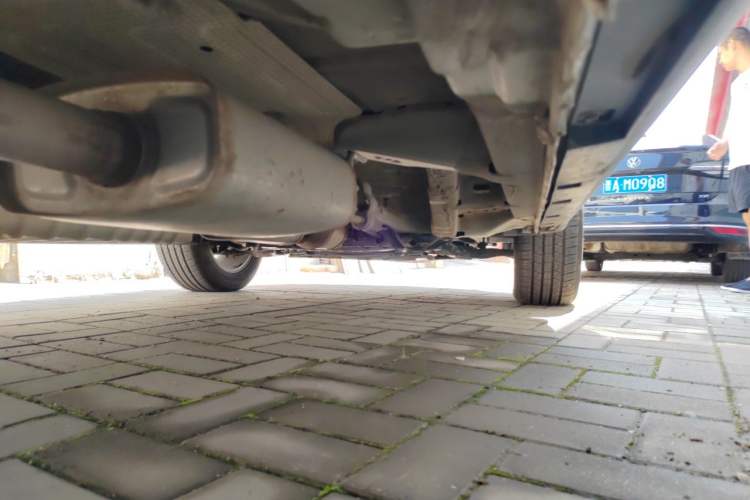 Used Geely Auto Emgrand X7 Sport 2020 1.8TD DCT Two-Wheel Drive Smart Connect 4G-Enabled Version Chassis Rear Right