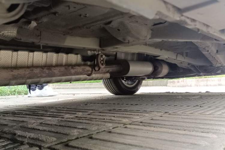 Used Geely Auto Emgrand X7 Sport 2020 1.5TD Automatic Smart Connect PRO Chassis Rear Right