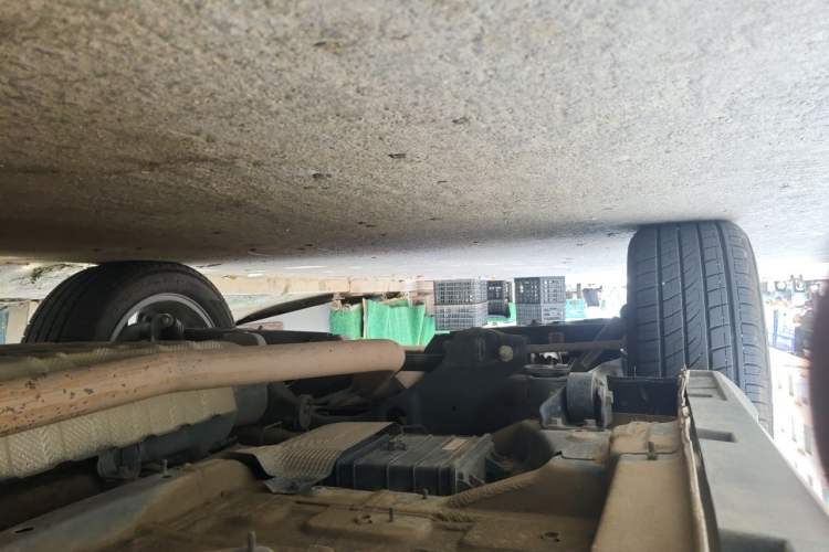 Used Geely Auto Emgrand X7 Sport 2020 1.5TD Automatic Smart Connect PRO Chassis Rear Right