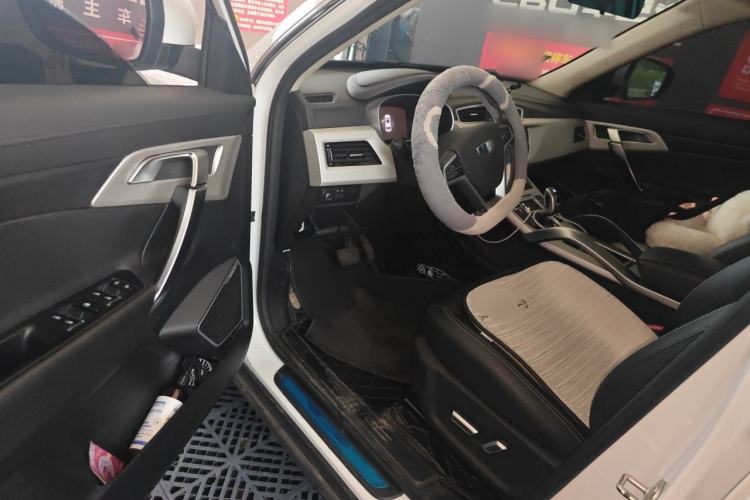 Used Geely Auto Emgrand X7 Sport 2020 1.8TD DCT Two-Wheel Drive Smart Connect 4G-Enabled Version Driver Seat