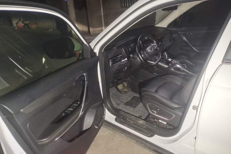 Used Geely Auto Emgrand X7 Sport 2020 1.5TD Automatic Smart Connect PRO Driver Seat