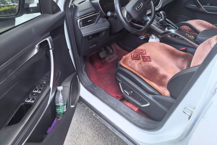 Used Geely Auto Emgrand X7 Sport 2020 1.8TD DCT Smart Connect PRO Driver Seat