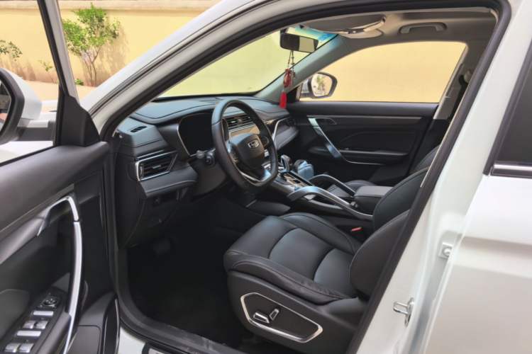 Used Geely Auto Emgrand X7 Sport 2020 1.5TD Automatic Smart Connect PRO Driver Seat
