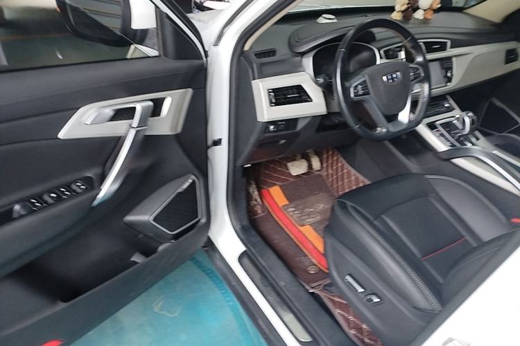 Used Geely Auto Emgrand X7 Sport 2020 1.8TD DCT Two-Wheel Drive Smart Connect 4G-Enabled Version Driver Seat