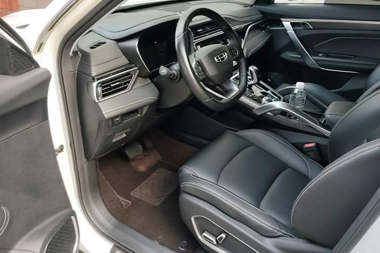 Used Geely Auto Emgrand X7 Sport 2020 1.5TD Automatic Smart Connect PRO Driver Seat