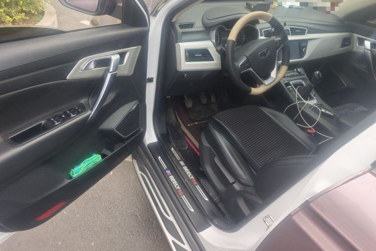 Used Geely Auto Emgrand X7 Sport 2020 1.8TD Manual Two-Wheel Drive Elite Version Driver Seat