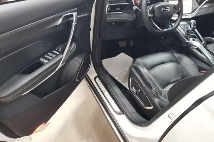 Used Geely Auto Emgrand X7 Sport 2020 1.5TD Automatic Smart Connect PRO Driver Seat