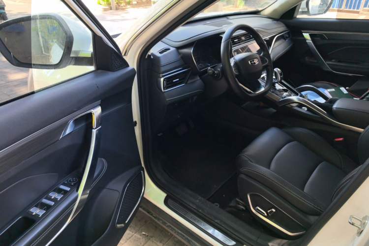 Used Geely Auto Emgrand X7 Sport 2020 1.5TD Automatic Smart Connect PRO Driver Seat
