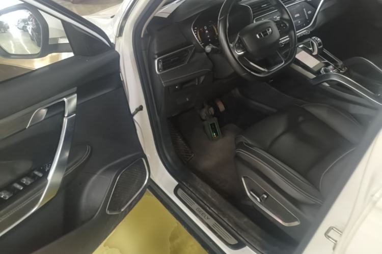 Used Geely Auto Emgrand X7 Sport 2020 1.5TD Automatic Smart Connect PRO Driver Seat
