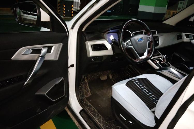 Used Geely Auto Emgrand X7 Sport 2020 1.8TD DCT Two-Wheel Drive Smart Connect 4G-Enabled Version Driver Seat