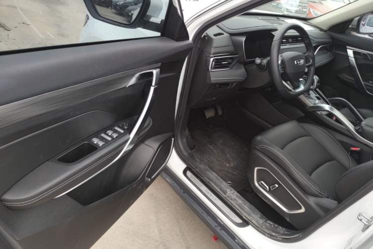 Used Geely Auto Emgrand X7 Sport 2020 1.8TD DCT Smart PRO Driver Seat
